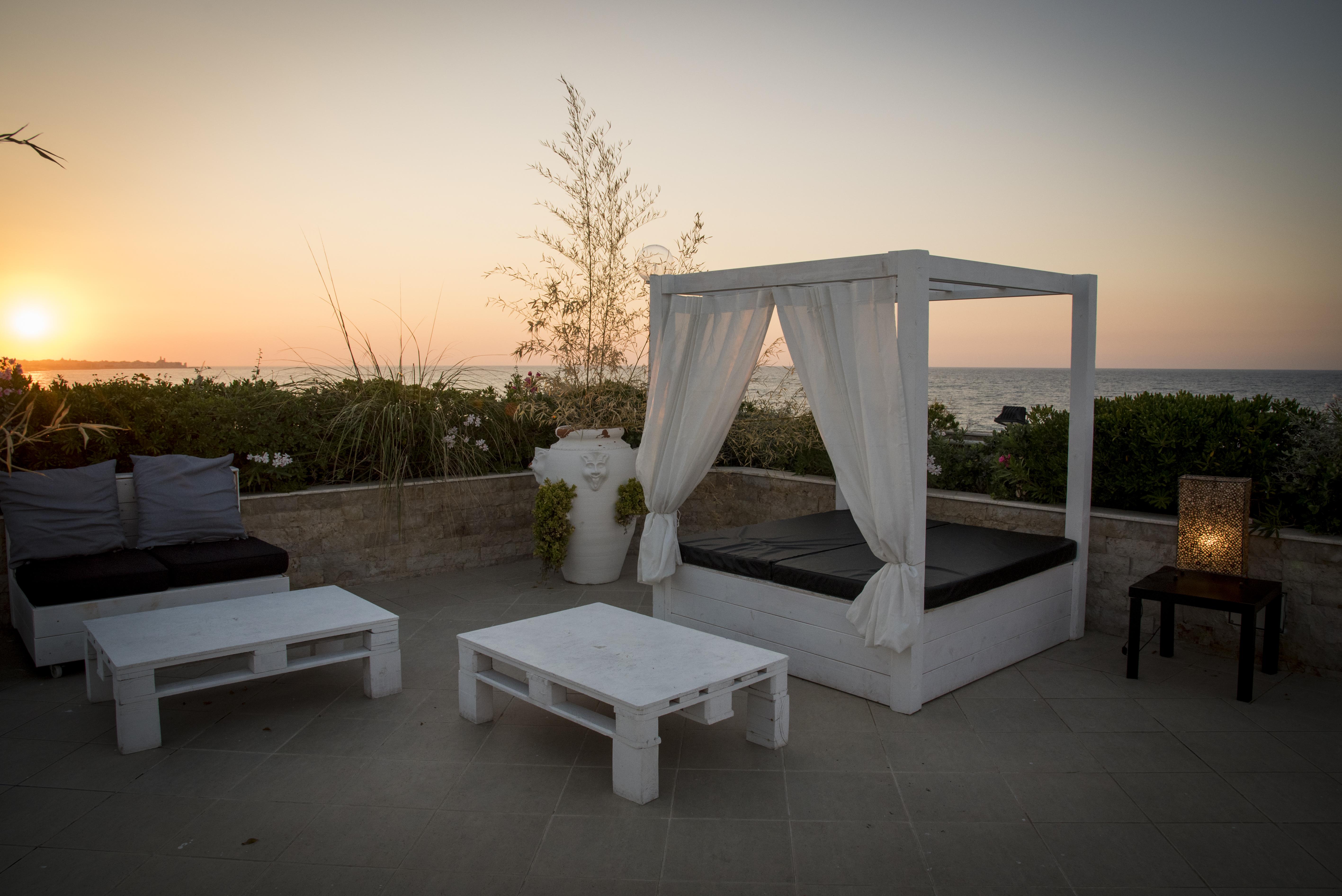 Hotel Riva Del Sole โจวีนัซโซ ภายนอก รูปภาพ
